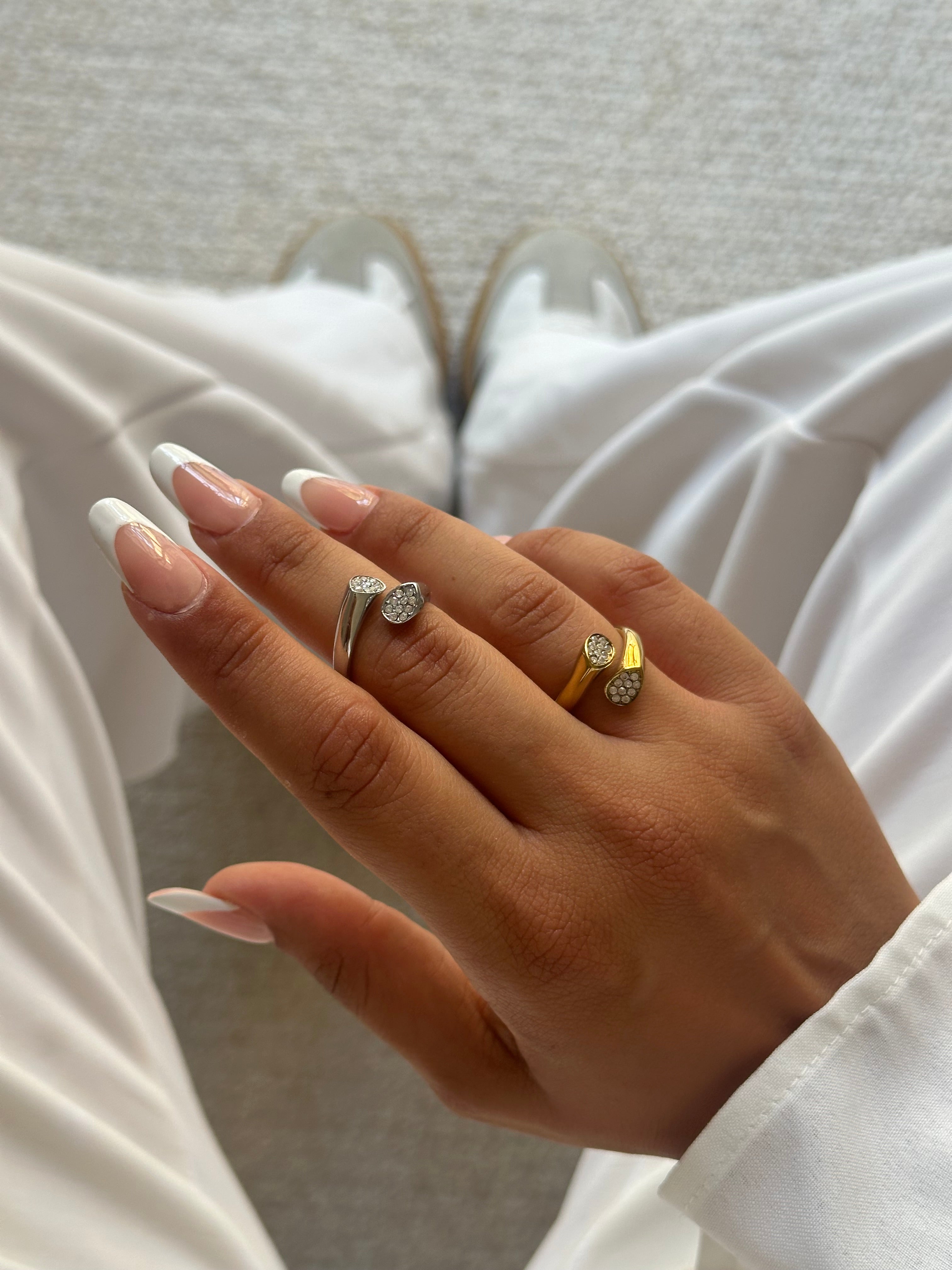 ANELLO LESLIE