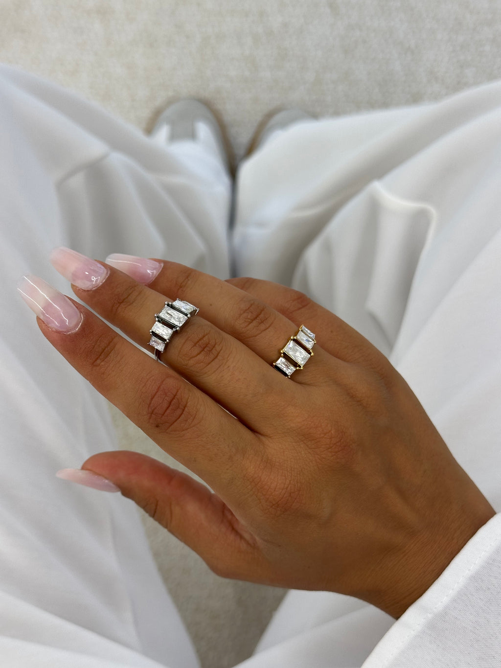 ANELLO KENDALL